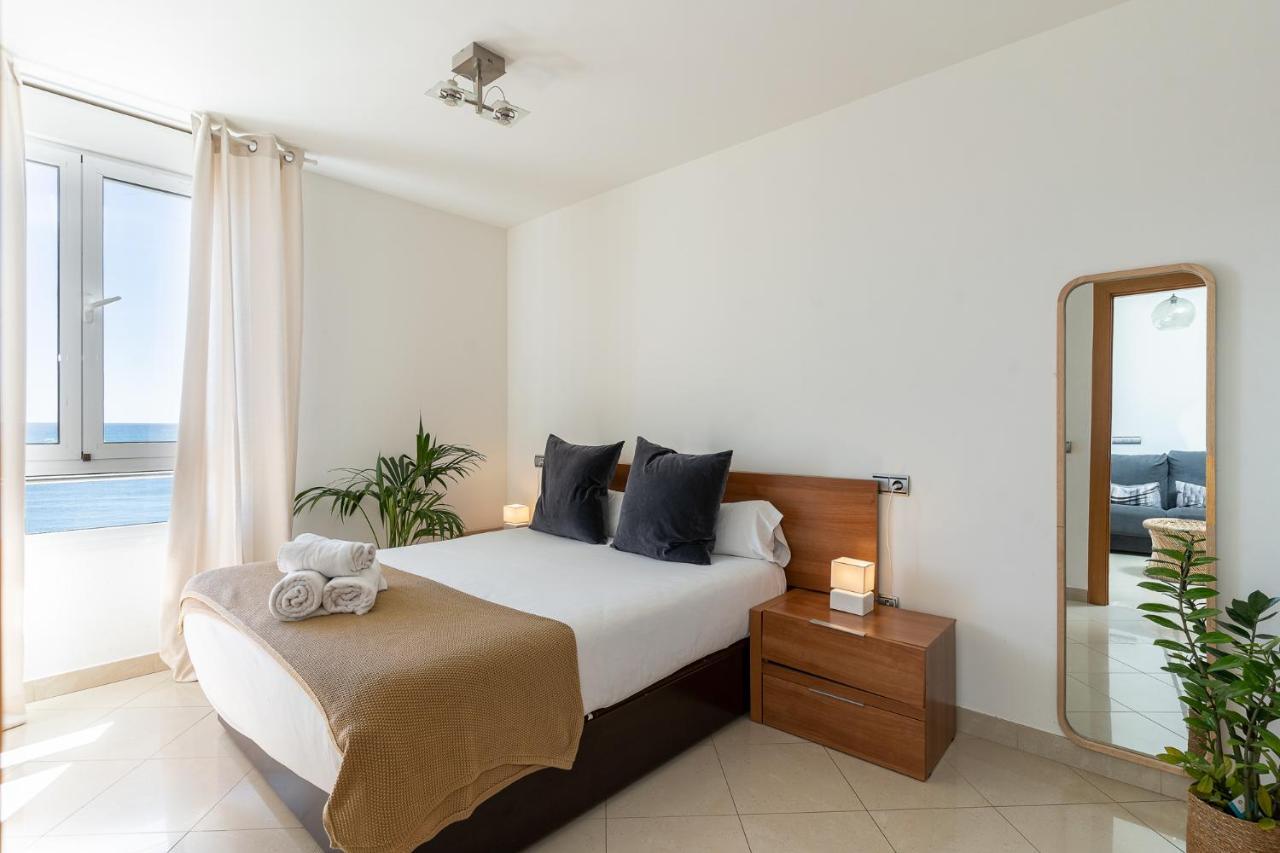 Monko On The Rock Apartment ตอร์เรโมลิโนส ภายนอก รูปภาพ